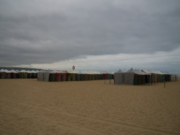 Où trouver les meilleures plages pour le surf à Nazaré, Portugal : spots et périodes idéales ?